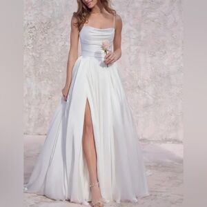 Maggie Sottero Wedding Gown “Scarlett”